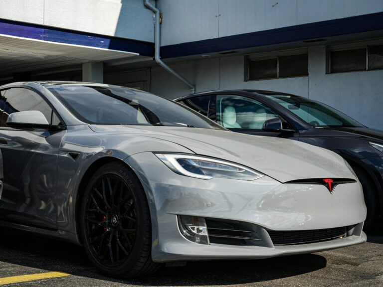 The Future of Autonomous Cars: How Self-Driving Vehicles Could Transform the Auto Industry