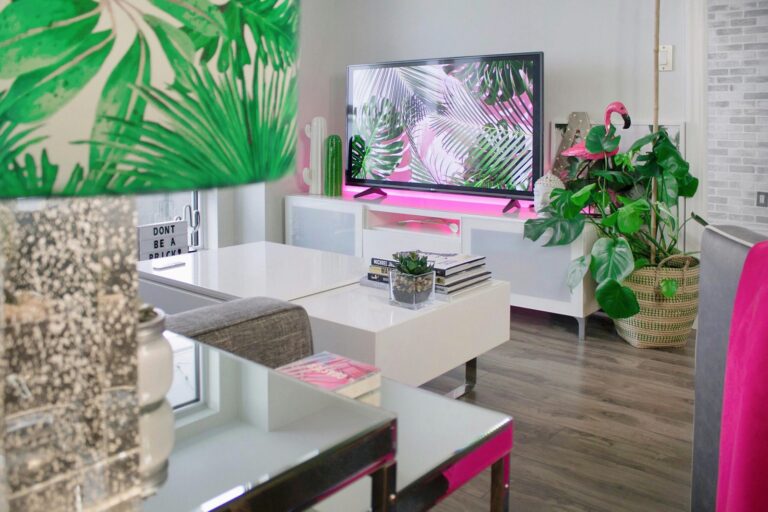 Using Color Psychology to Enhance Your Home’s Aesthetic and Mood