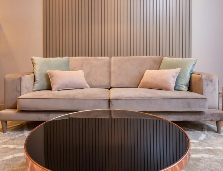 Expert Advice on Selecting the Perfect Furniture to Complement Your Home Aesthetic